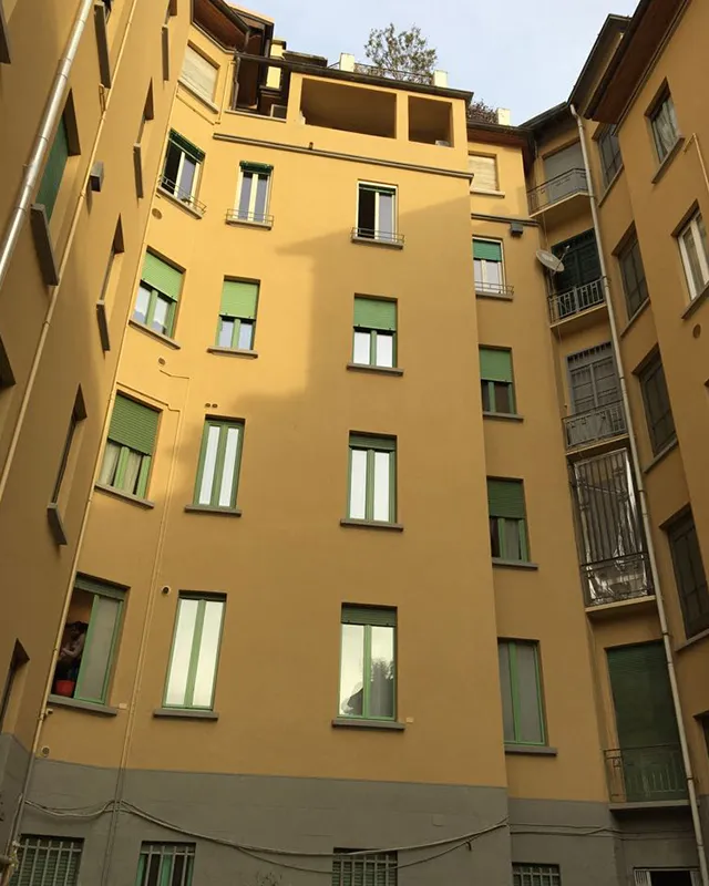 Via Bramante 14 Milano